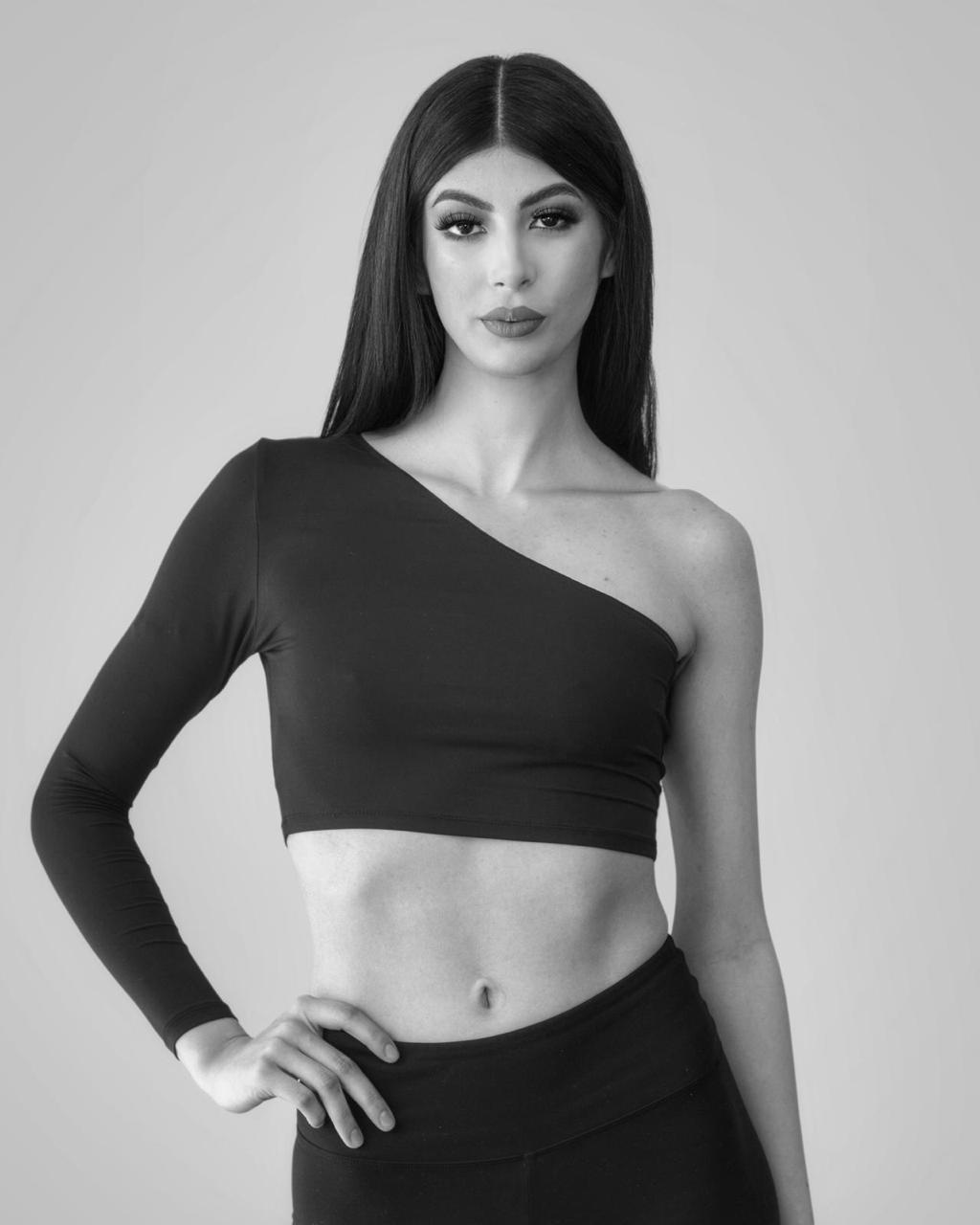 2220a1b4-6f40-4b1d-8a7c-facd78b54f5f-1